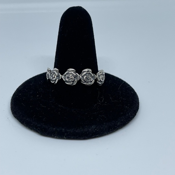 Sterling Silver (925) Rose Bud Ring - Picture 1 of 4